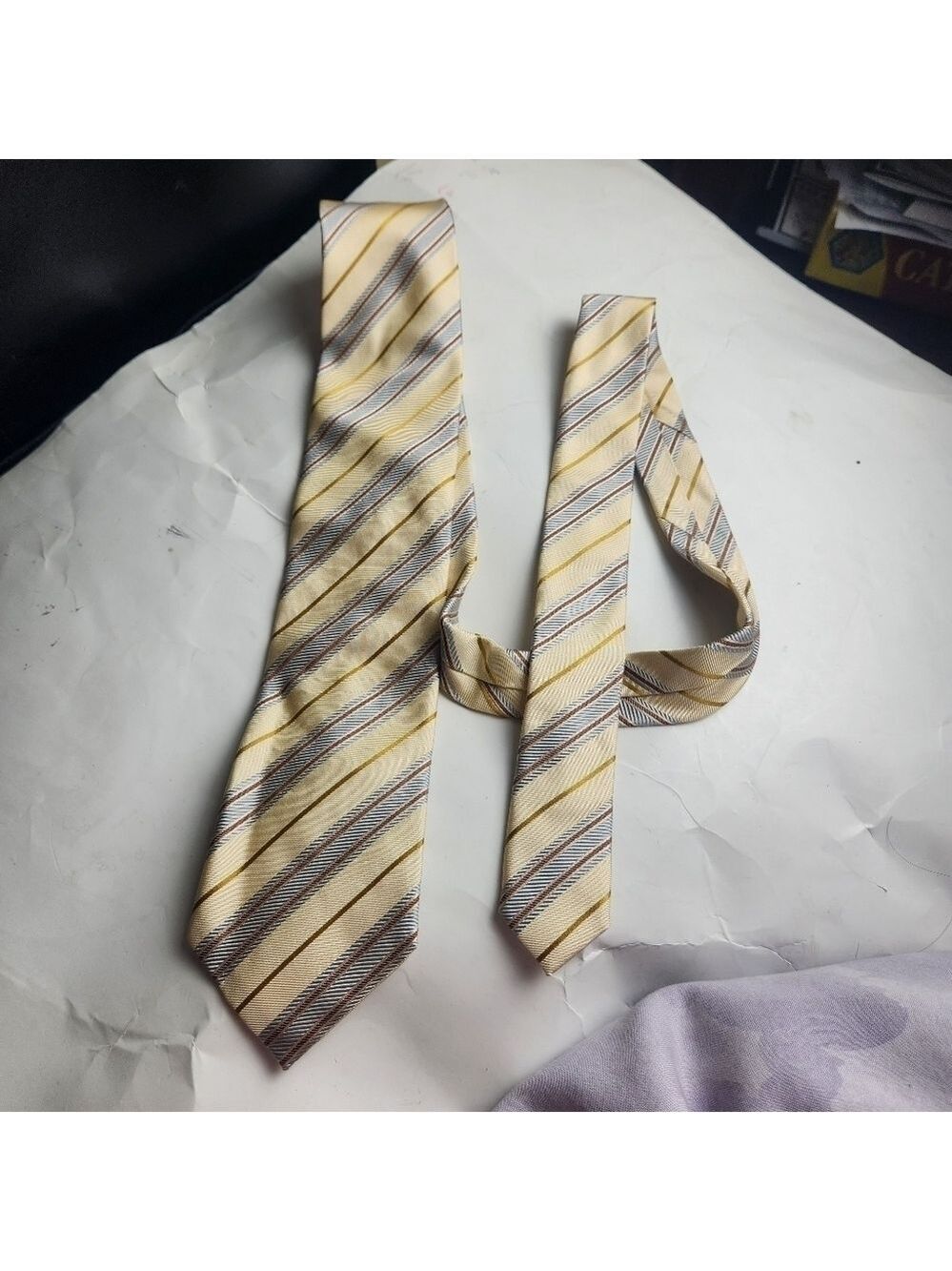 ZEGNA vintage silk tie in EUC